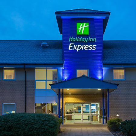 Holiday Inn Express Braintree By Ihg Extérieur photo