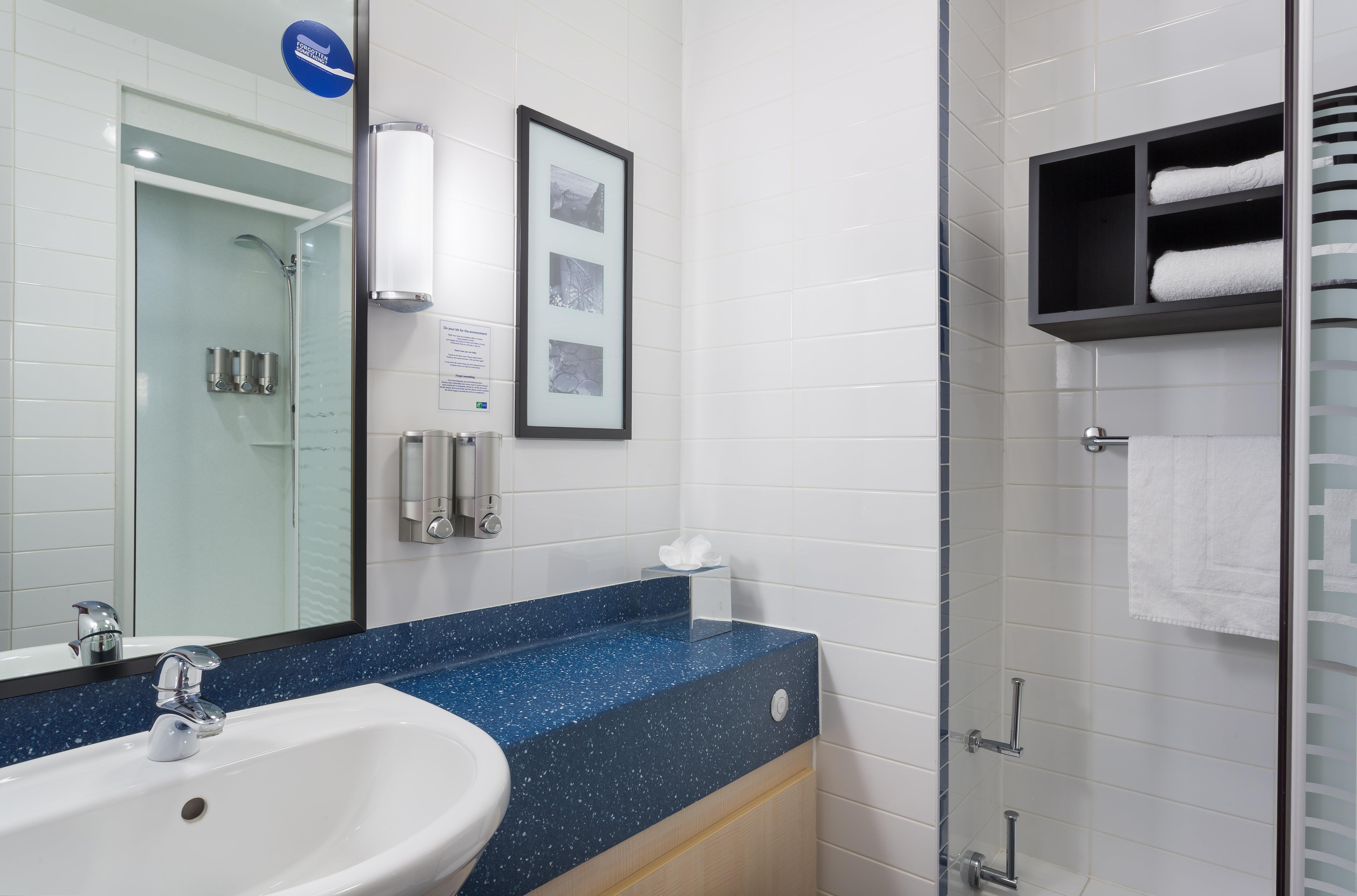 Holiday Inn Express Braintree By Ihg Extérieur photo