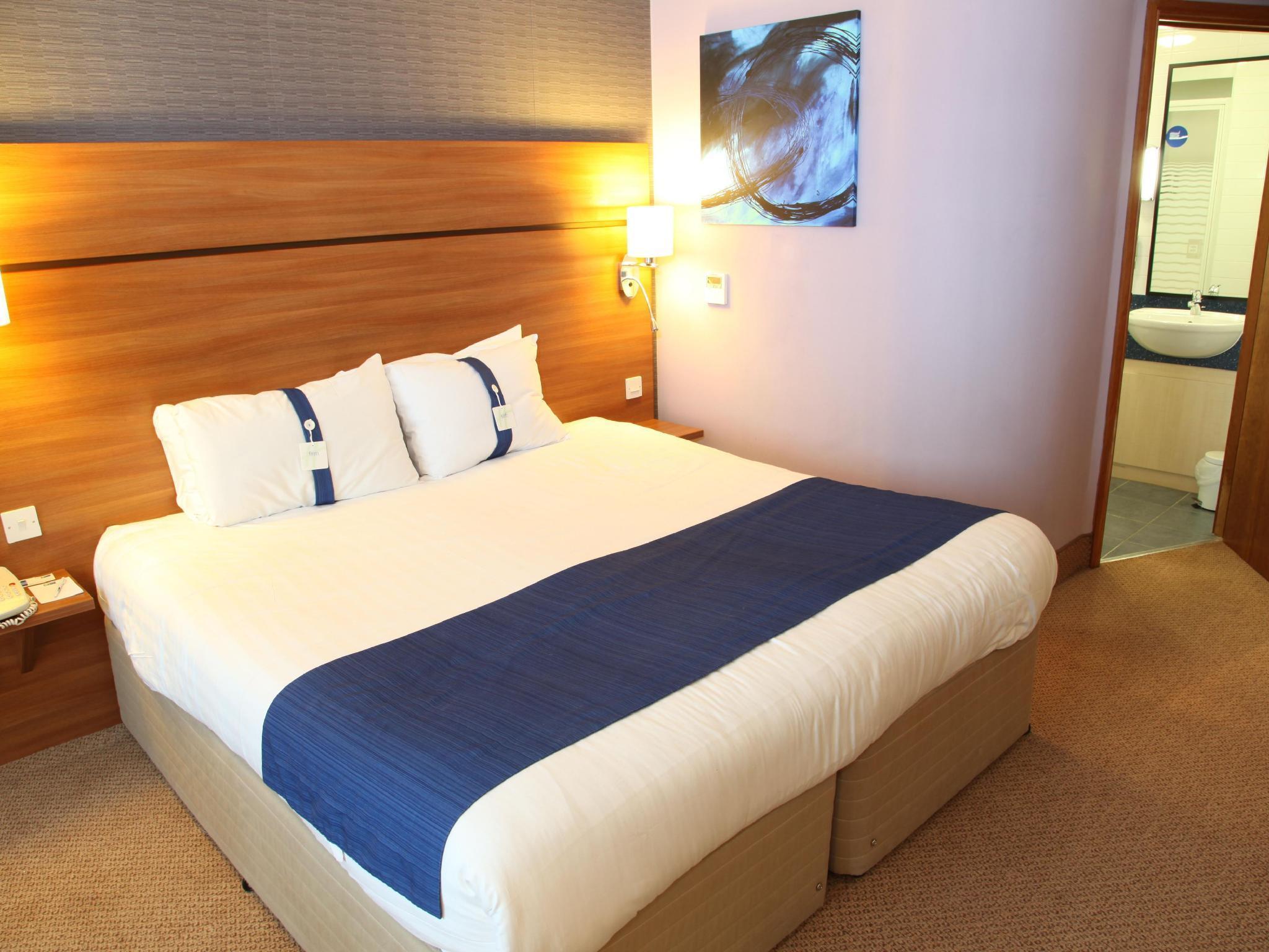 Holiday Inn Express Braintree By Ihg Extérieur photo