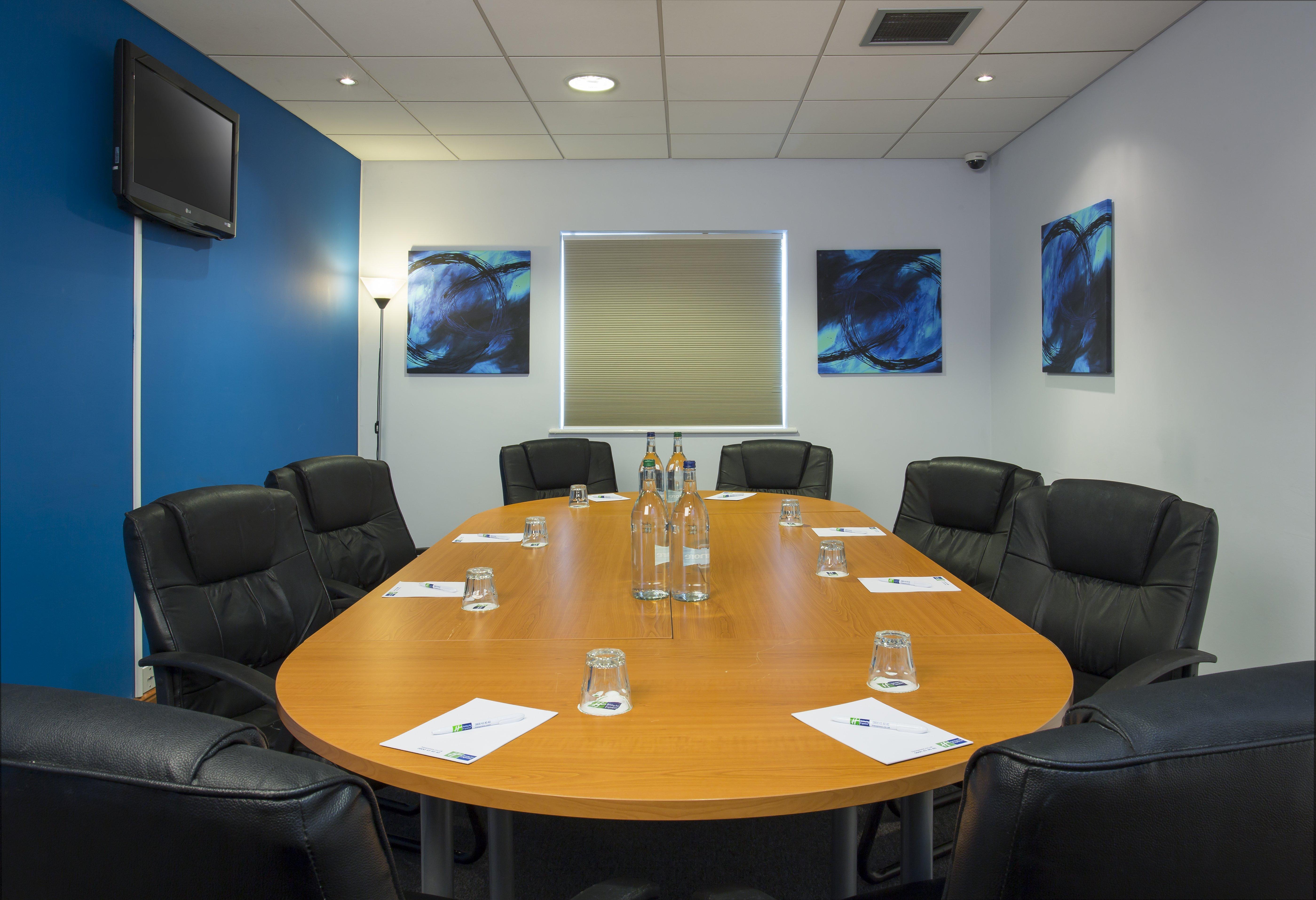 Holiday Inn Express Braintree By Ihg Extérieur photo